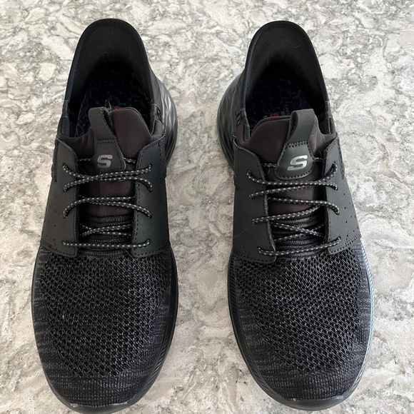 Sketchers Slip-In Sneaker - Picture 1 of 4